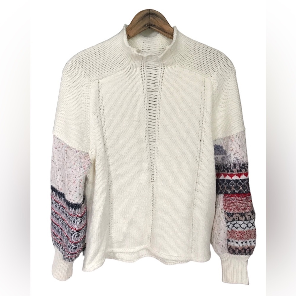 Altar’d State | Women’s cream mock neck sweater, patterned balloon sleeves, sz M